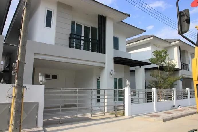 THE URBANA+ 1 main view