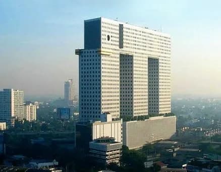 Elephant Tower main view