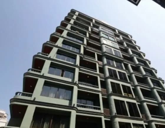 Ploenruedee Residence main view