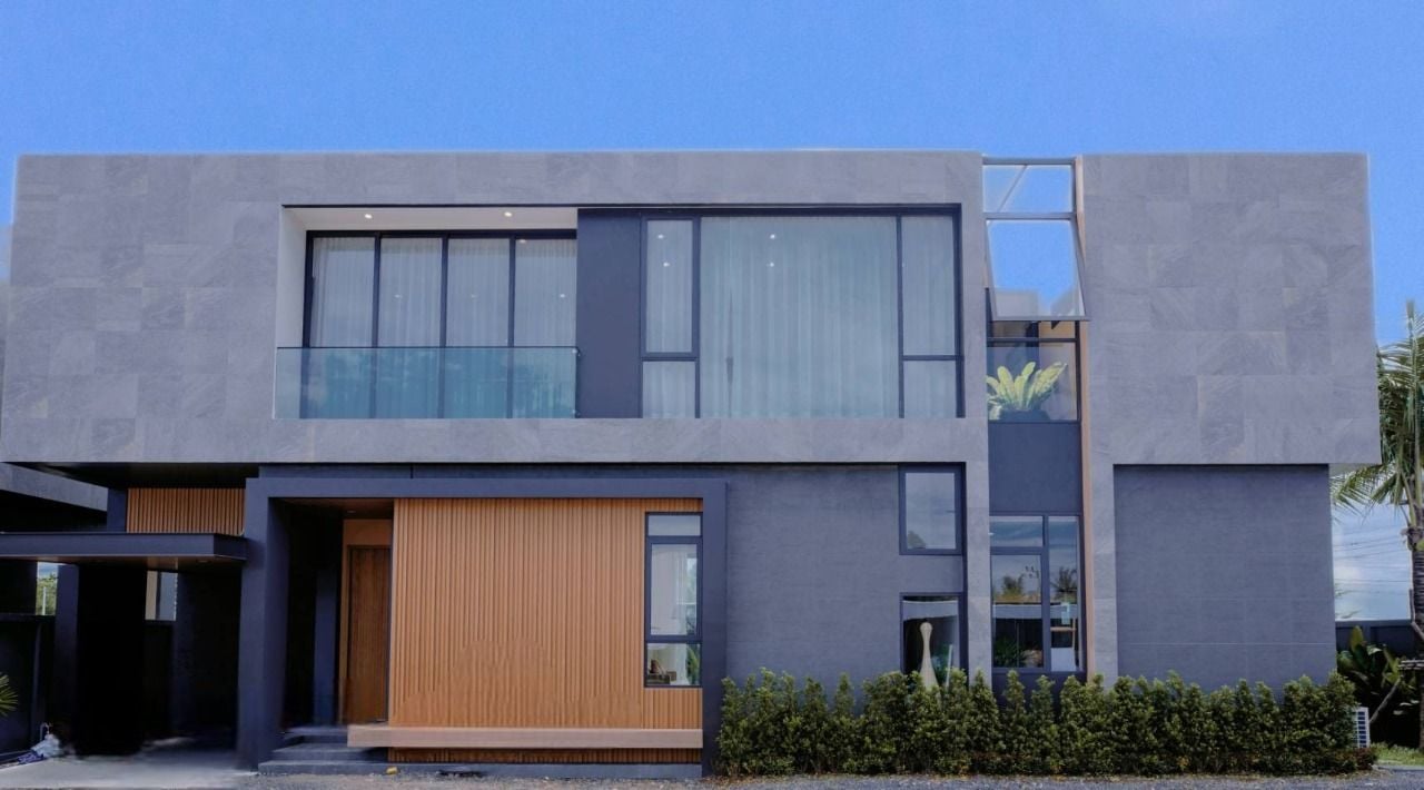 Project Name Longone Villa