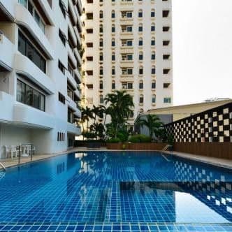 Watthana Heights main view