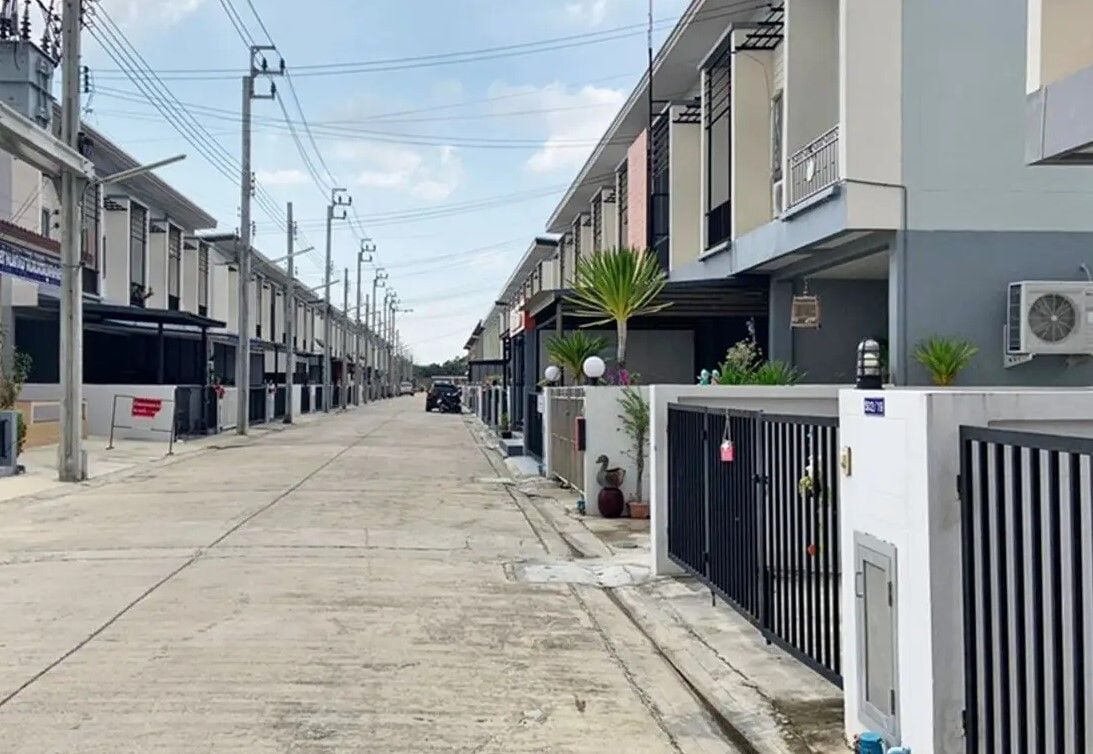 Project Name Denchai Plus Soi Mangkorn