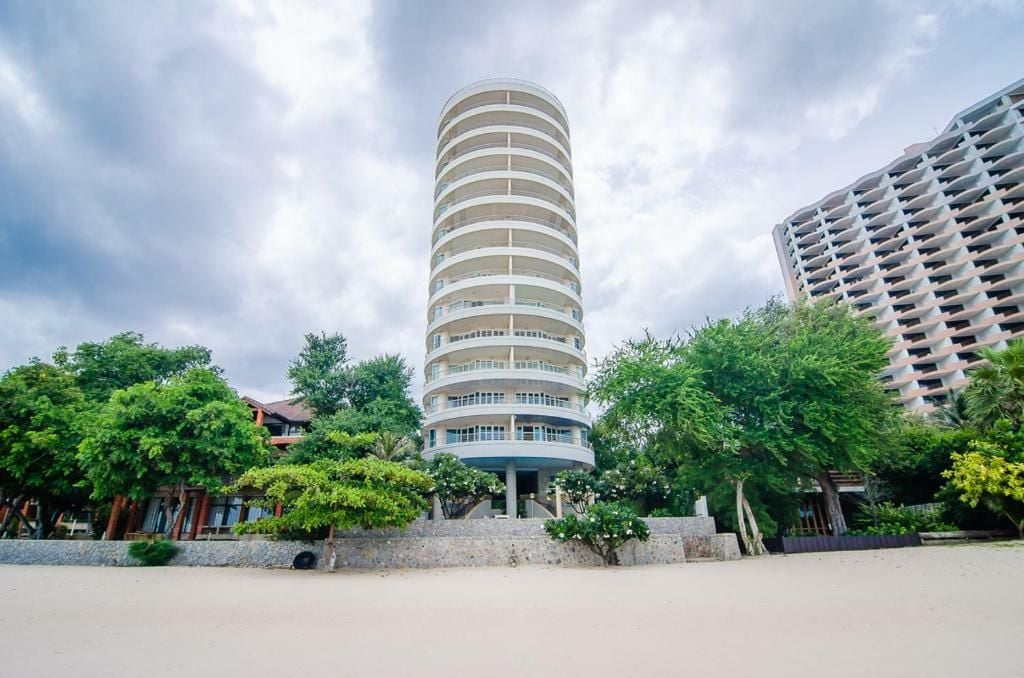 Project Name Baan Hansa Condominium