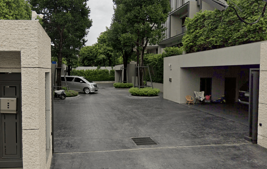 Project Name Baan Ekkamai