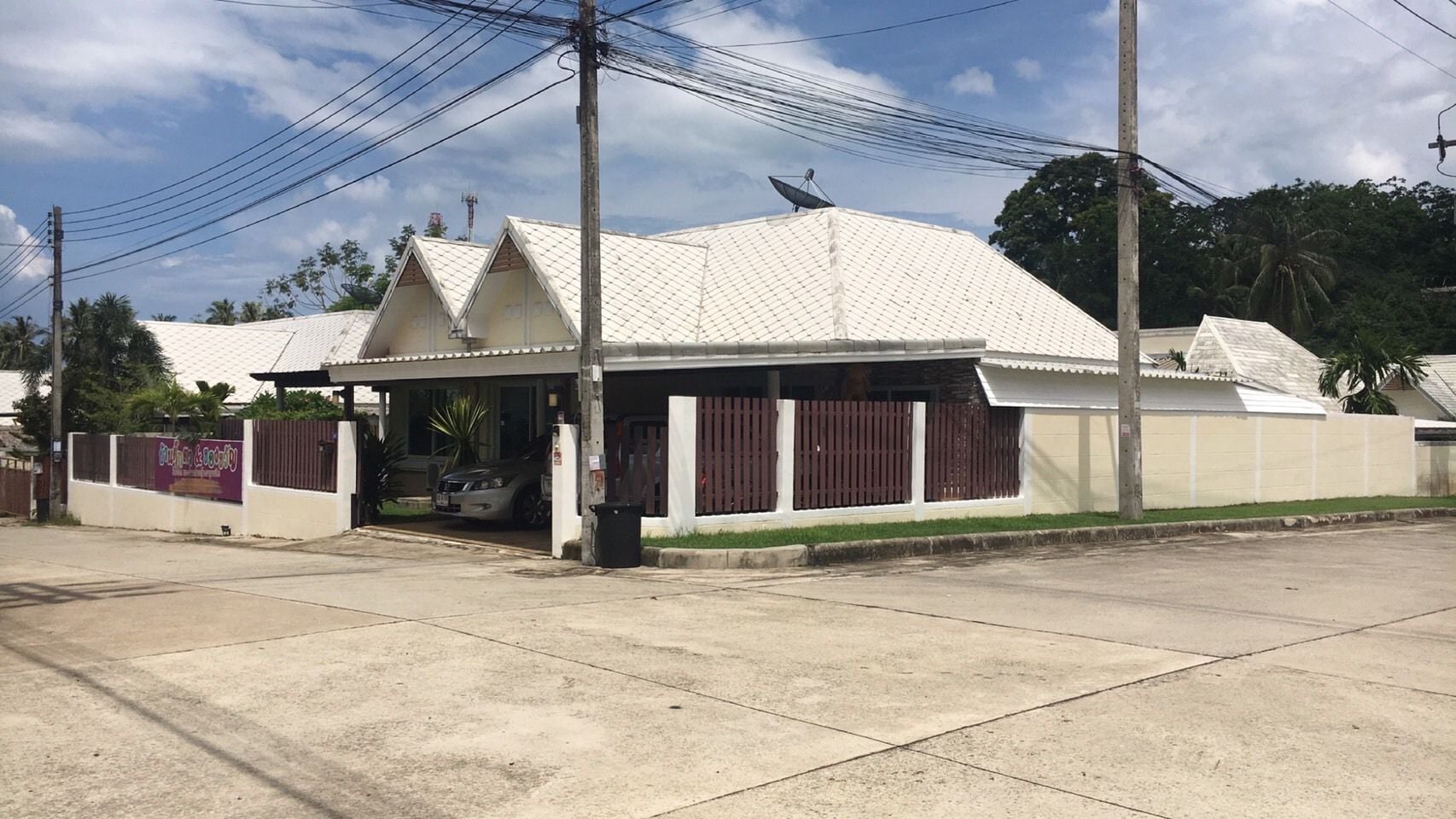 Project Name Baan Promphun Paklok