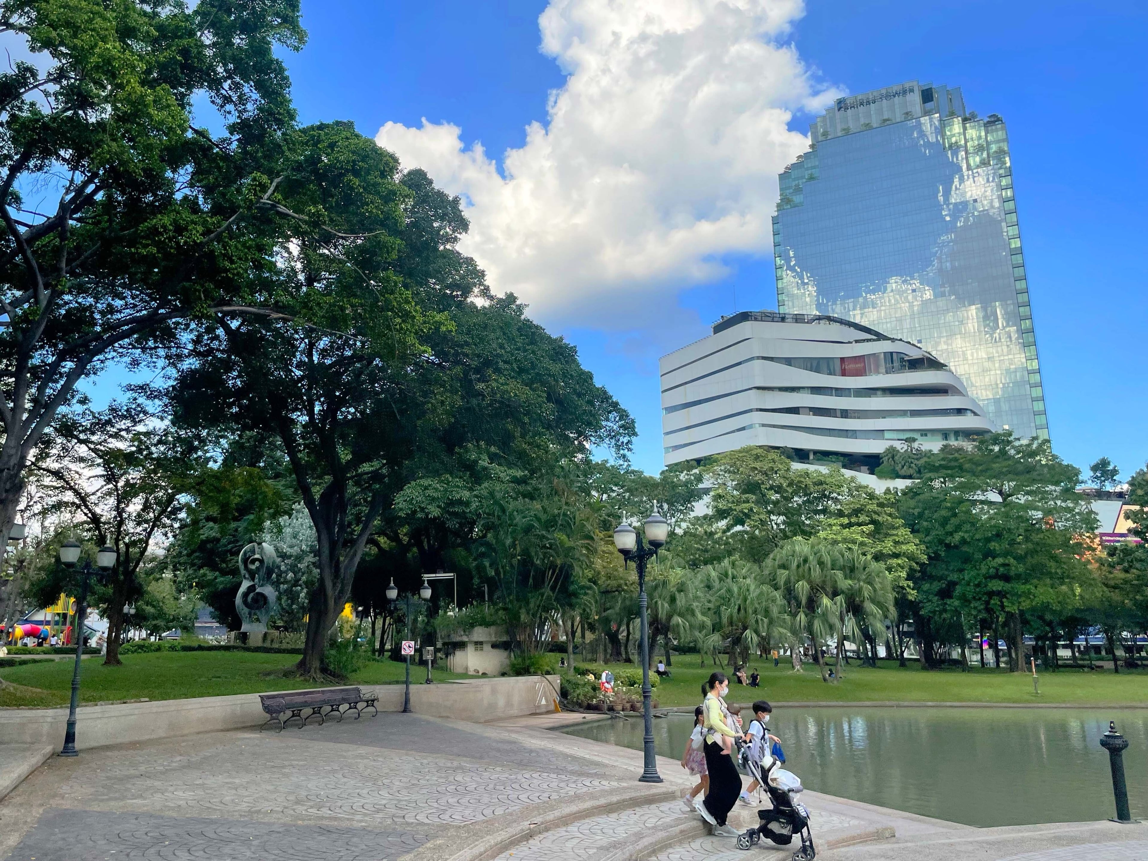 Project Name BHIRAJ TOWER at EmQuartier