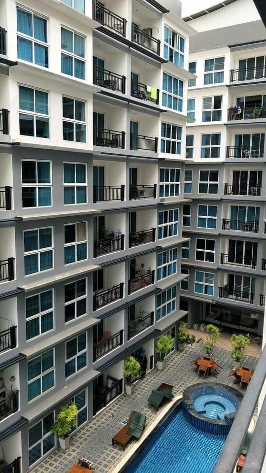 The Avenue Pattaya main view