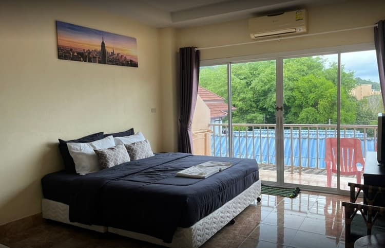 Phanpiriya Apartment Kata main view