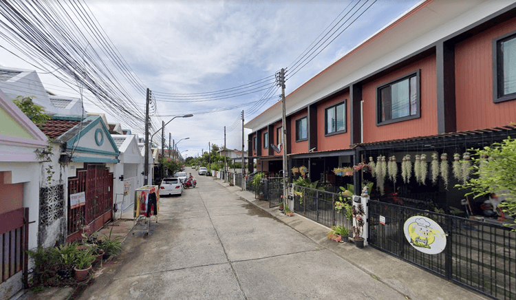 Baan Chalongsuk main view