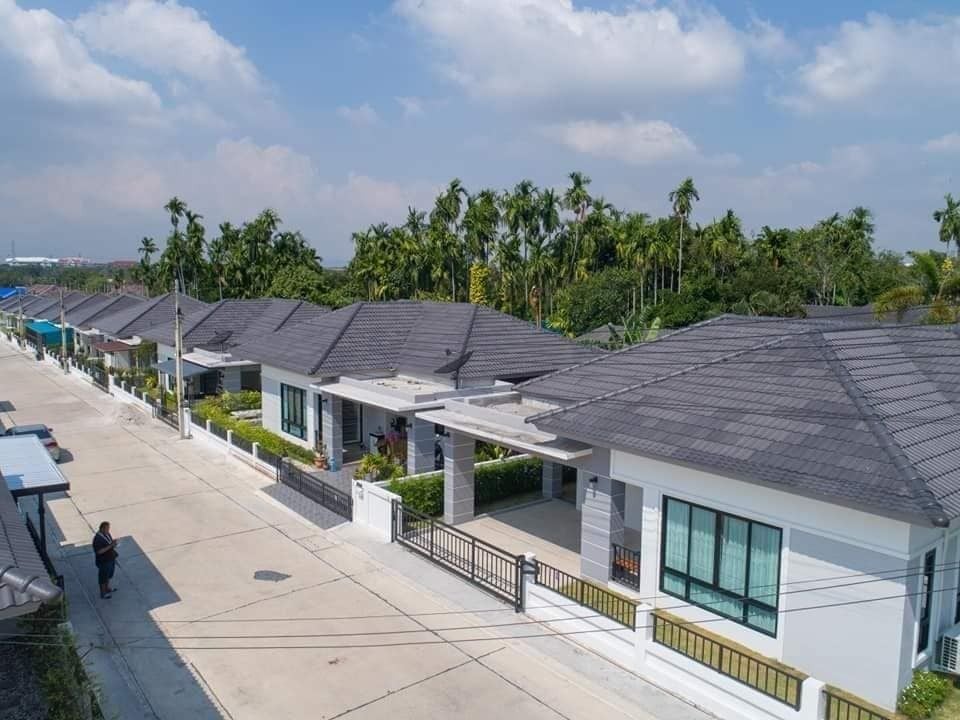 Project Name Vanarom Village