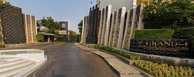 Grand Bangkok Boulevard Ratchapruek – Rattanathibet main view