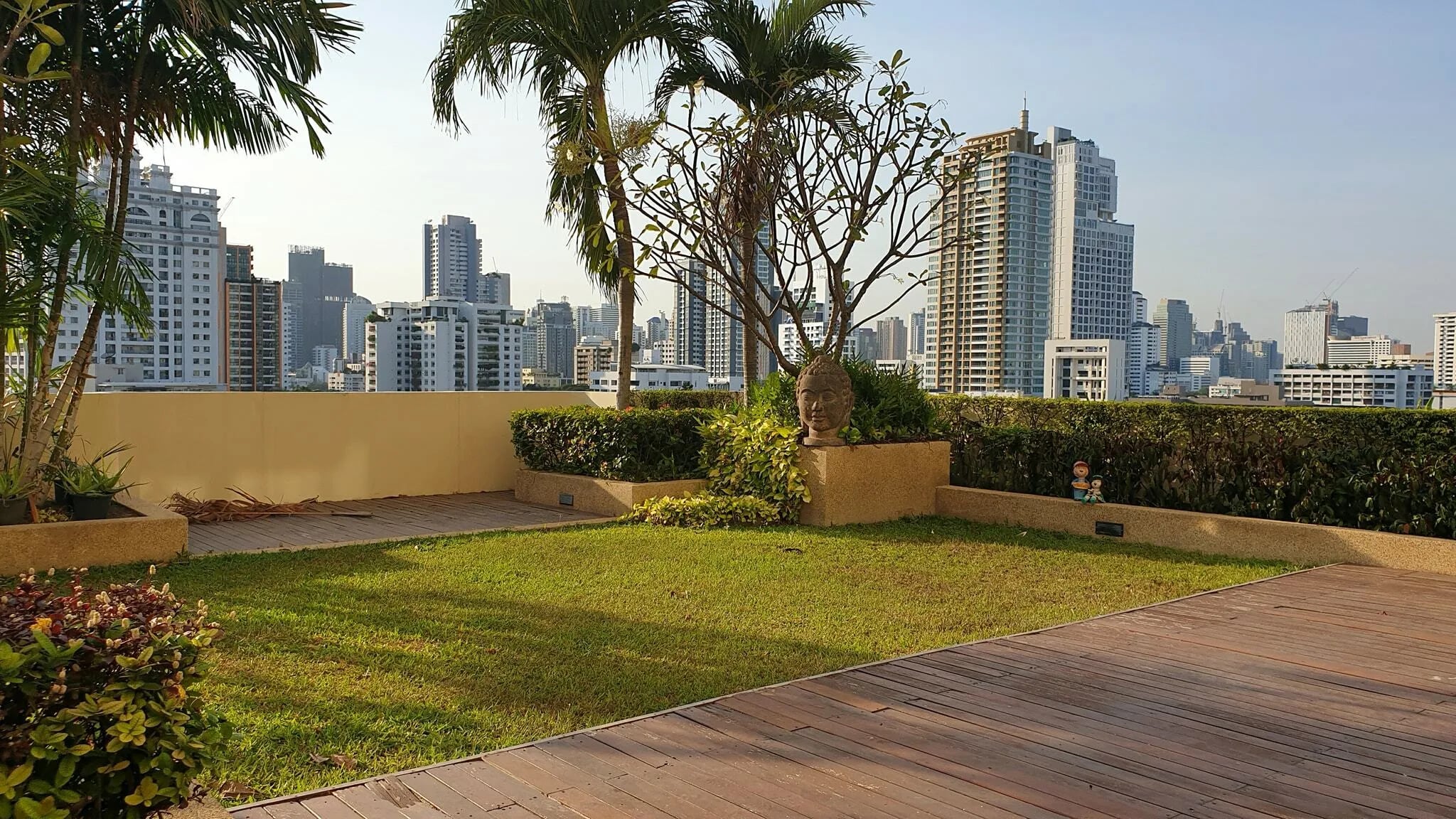 Project Name Piyathip Place