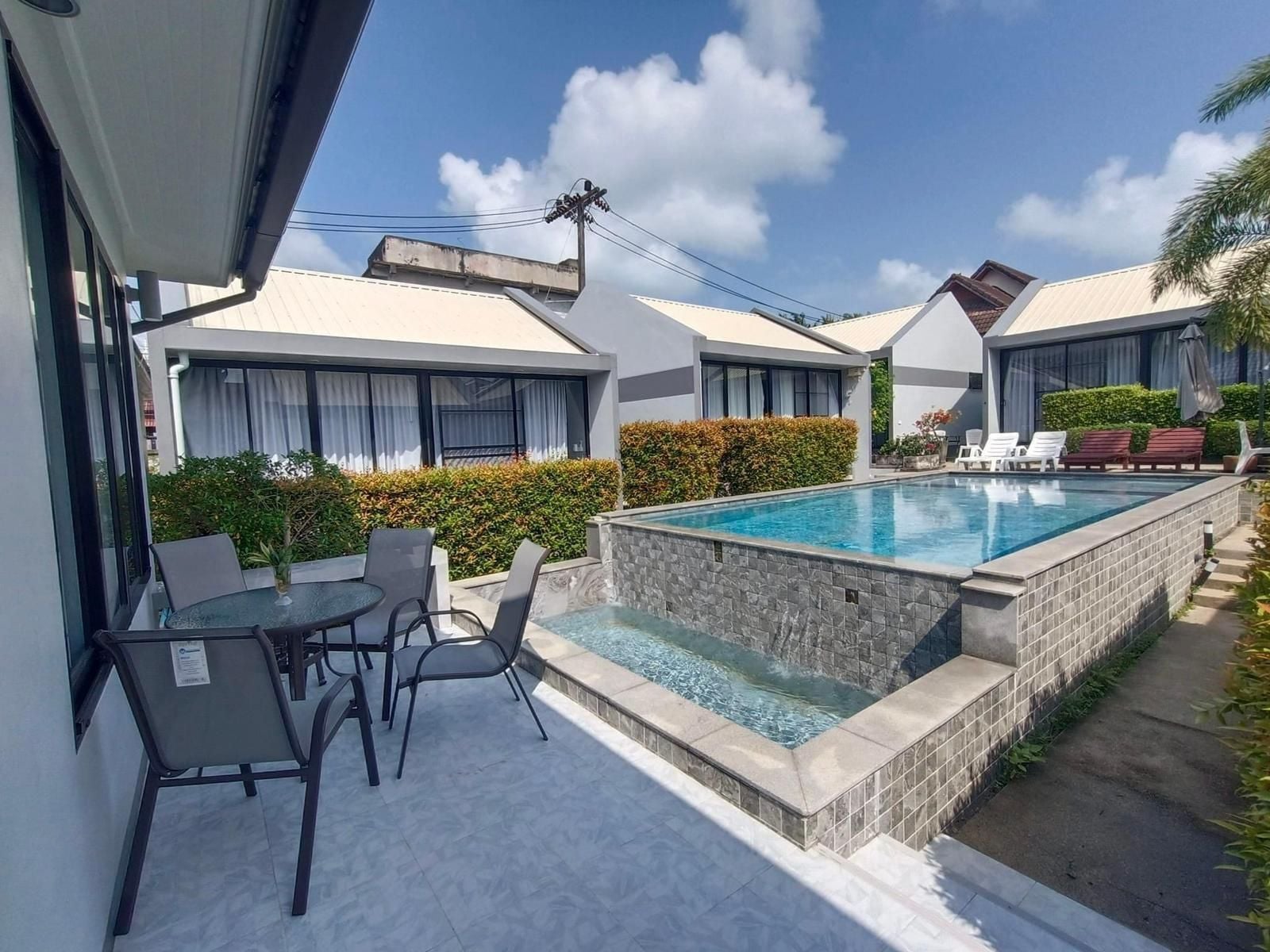 Project Name Larnthong Villa