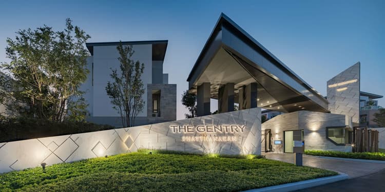 The Gentry Phatthanakan main view