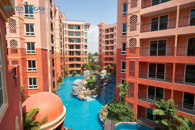 Seven Seas Resort main view