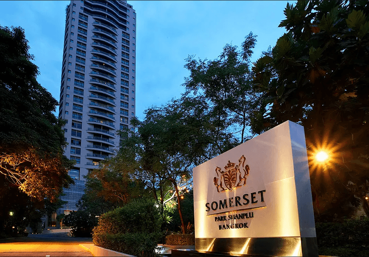 Somerset Park Suanplu main view
