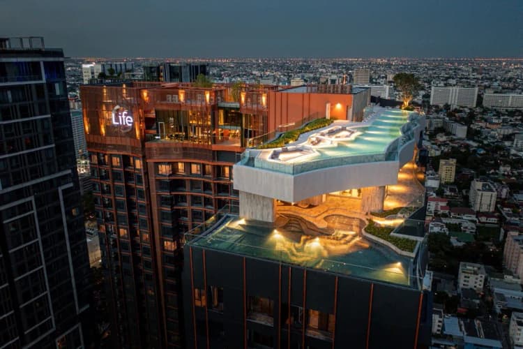 ไลฟ์ ลาดพร้าว วัลเล่ย์ main view