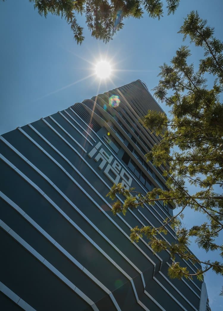 IDEO Mobi Sukhumvit 66 main view