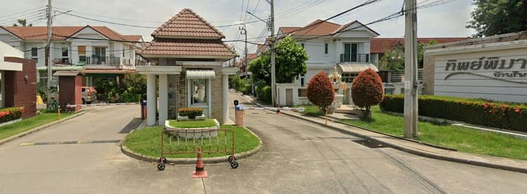 Thippimarn Baan Rim Nam main view