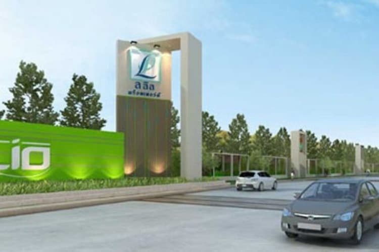 Lio Townhome Paholyotin - Watcharapol main view