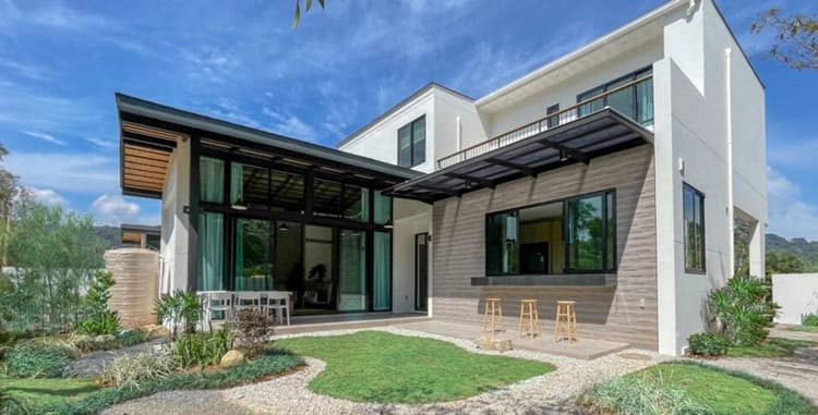 Nimman Phuket main view