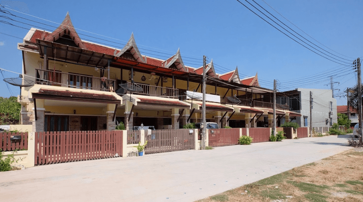 Andaman Place Ban Don main view