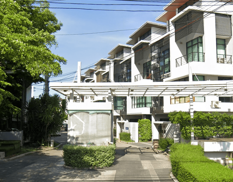 Nirvana @ Work Rama9 - Ramkamhang main view