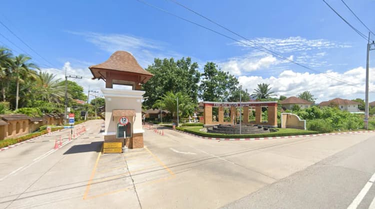 Home In Park main view