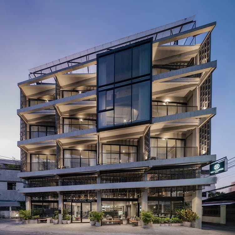 The Ex Capital main view