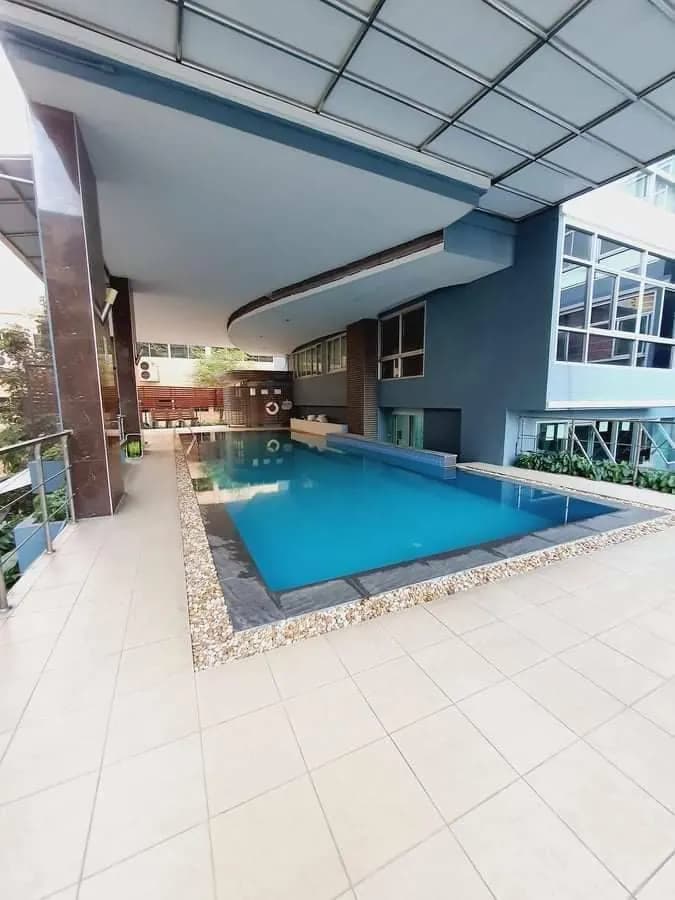 Zenith Place @ Huay Kwang main view