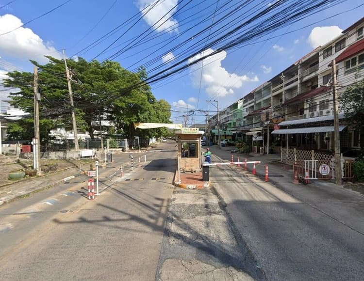 Garden Home Village main view