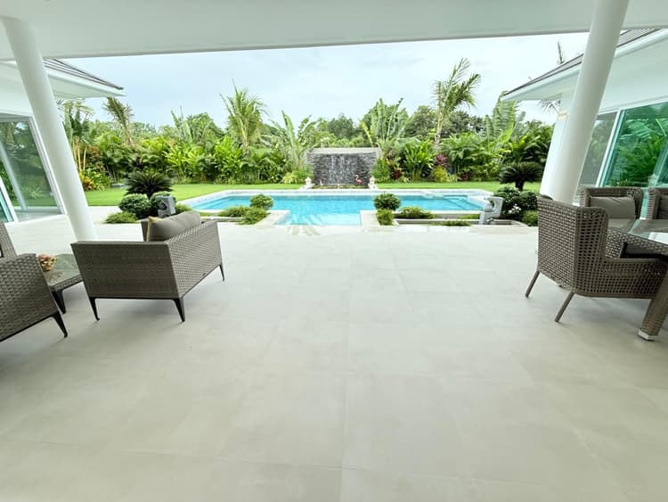 Palm Avenue 5 main view