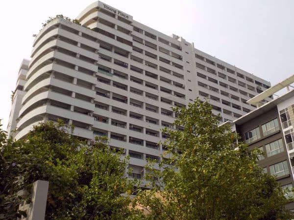 Le Jardin young place main view