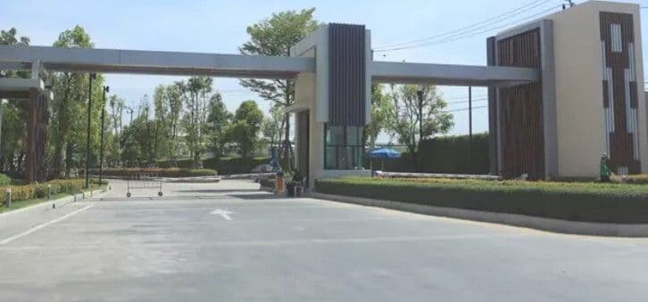 Habitia Bond Ratchapruek main view