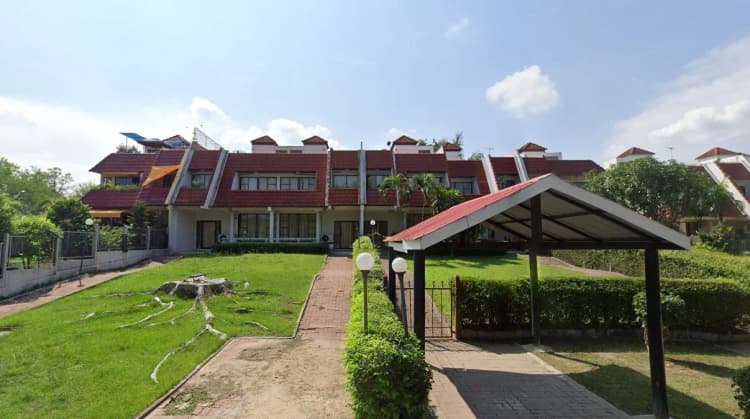 Baan Samor Phrong main view