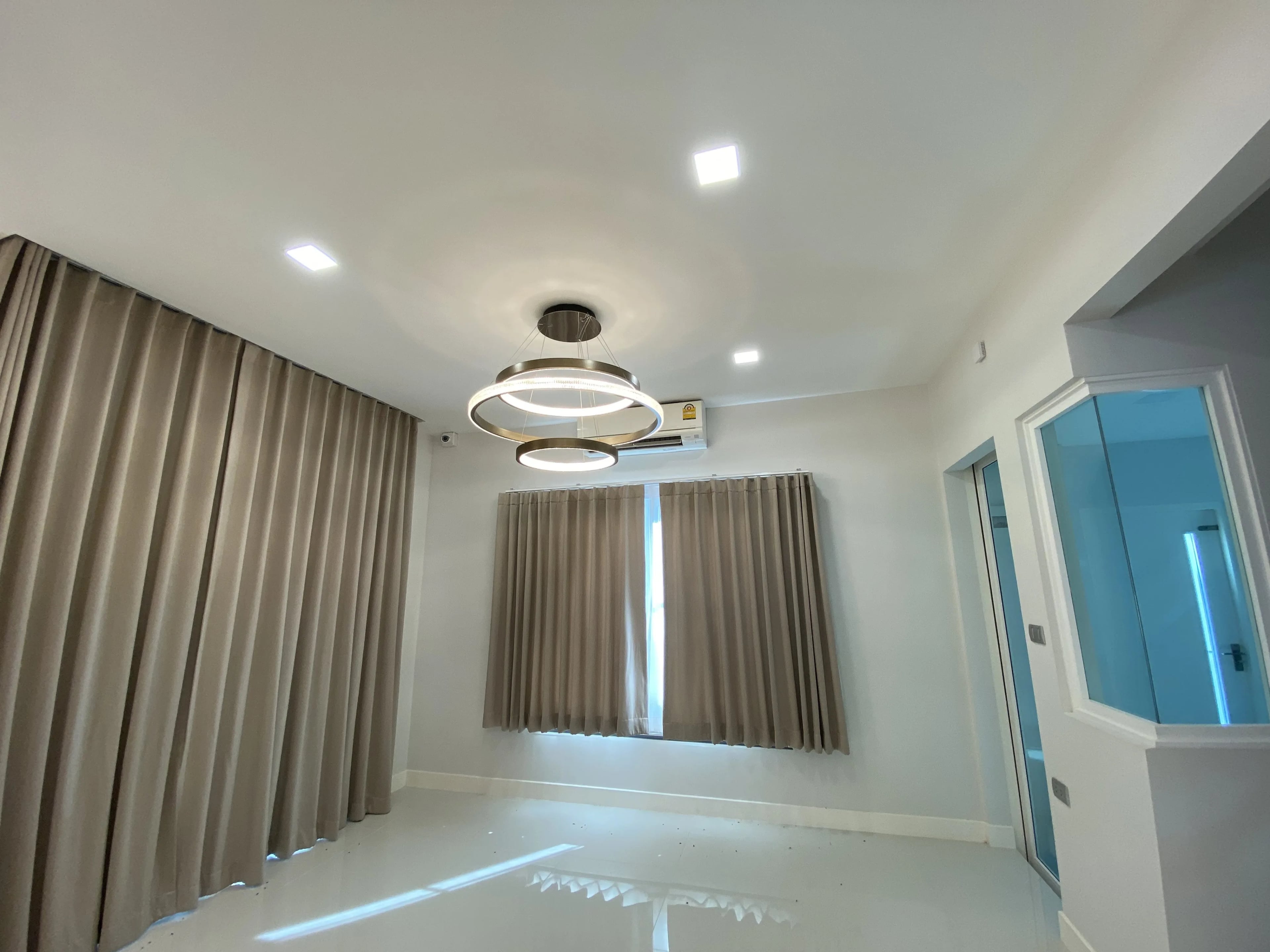 Project Name Mantana Motorway-New Krungthepkreetha