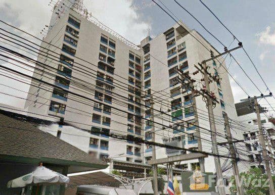 Ruenrudee Condominium