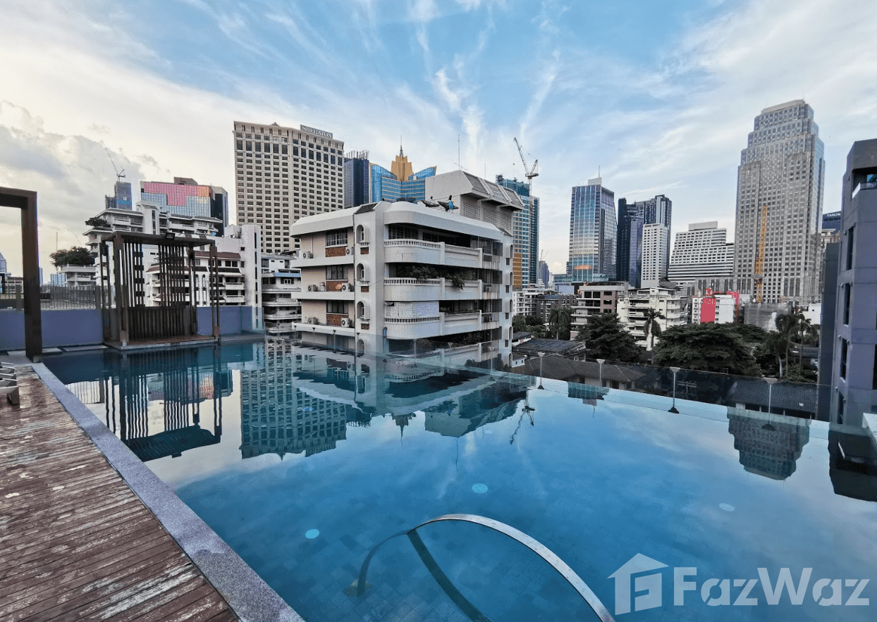 Circle S Sukhumvit 12