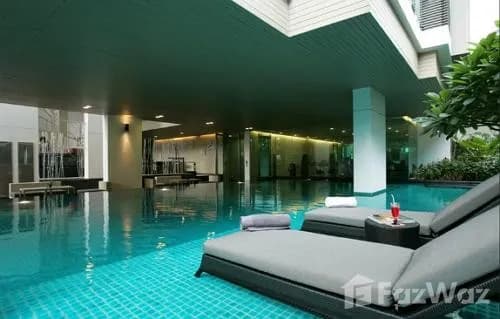 อิสสระ@42 สุขุมวิท