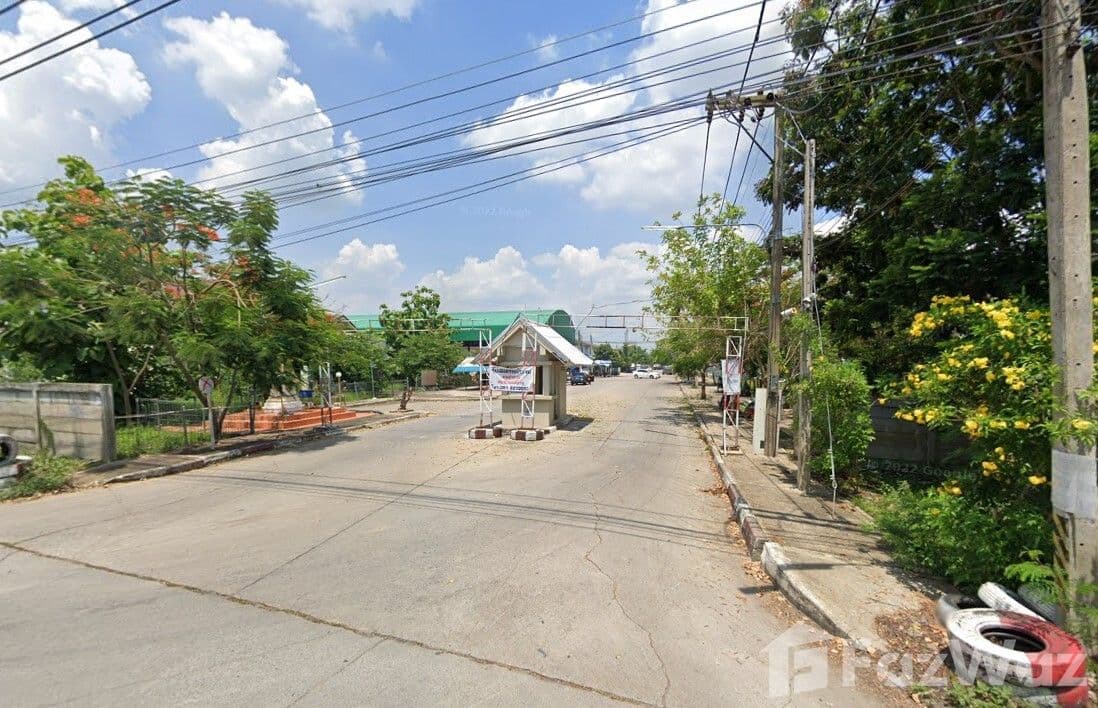 Baan Ua-Athorn Lat Lum Kaeo